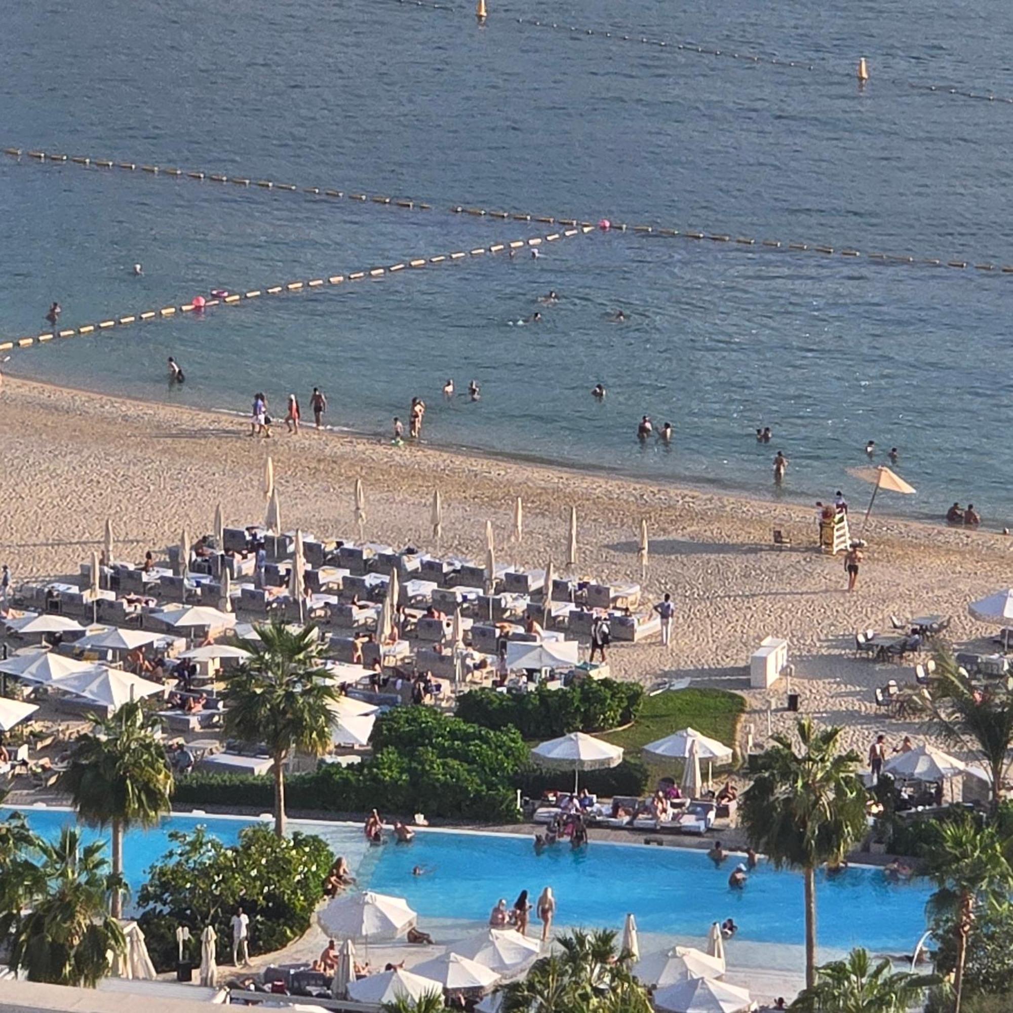 1 Bedroom 65m2, Infinity Pool, West Beach, Noise Insulation Apartment Dubai